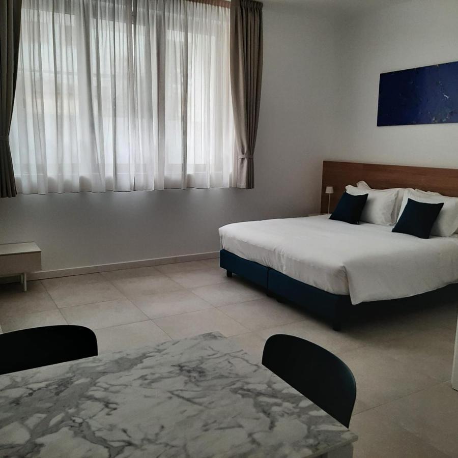 Ariston Teatro Luxury Aparthotel Градо Экстерьер фото